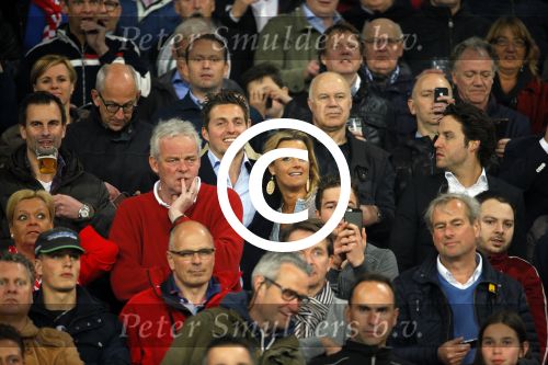 Eindhoven 18 april 2015
PSV_ Heerneveen 4-1 . Psv kampioen. Pieter v d Hoogenband en zijn nieuwe vriendin Marie JosÃ© Crooijmans verliefd op de tribune.