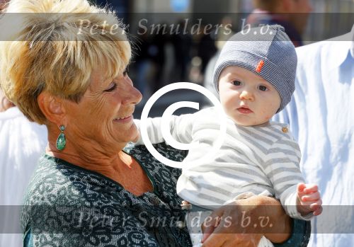 Amsterdam 23 en 24 april 2015
Puck Croiset (met kleindochter) en Jules Croiset op terras
