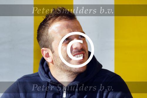 Beverwijk 27 april 2015
Rafael v d Vaart organiseert een voetbaltournooi bij vv Kennemers. Zijn vader Ramon en moeder Lolita werken ook mee. Sabia Engizek komt natuurlijk kijken en verricht de aftrap.
