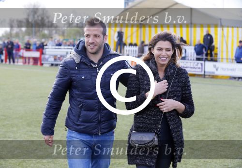 Beverwijk 27 april 2015
Rafael v d Vaart organiseert een voetbaltournooi bij vv Kennemers. Zijn vader Ramon en moeder Lolita werken ook mee. Sabia Engizek komt natuurlijk kijken en verricht de aftrap.