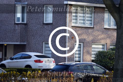 Heemskerk 27 april 2015
Huis ouders rafael v d Vaart. Ramon en Lolita