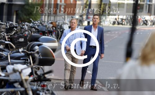 Amsterdam 12 april 2015
Premiere sunshine boys in het nieuwe de la mar theater. Roel Vente met partner