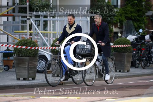 Amsterdam 28 april 2015
Rolf Snoeren (Viktor&Rolf) met zijn partner fietsend door amsterdam