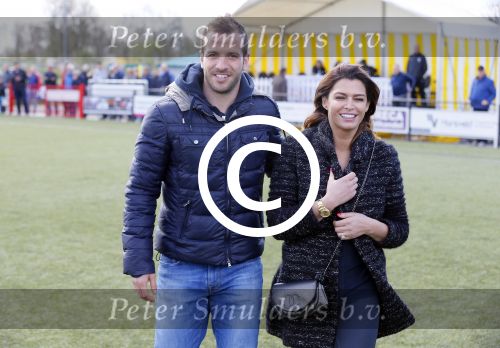 Beverwijk 27 april 2015
Rafael v d Vaart organiseert een voetbaltournooi bij vv Kennemers. Zijn vader Ramon en moeder Lolita werken ook mee. Sabia Engizek komt natuurlijk kijken en verricht de aftrap.