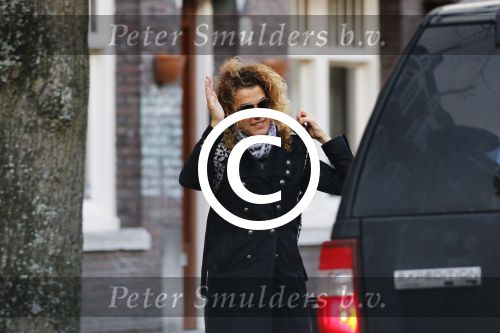 Amsterdam 4 april 2015  
Ruud de Wild haalt met zijn nieuwe vriendin ilse Knijn zijn dochter Toy Travis op bij haar moeder tatum Dagelet. Daarna gaat hij met zijn kinderen naar de stad