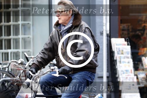 Amsterdam 4 april 2015
Ursul de Geer op de fiets in Amsterdam zuid
