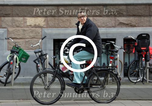 Amsterdam 7 april 2015   
Ursul de Geer op de fiets