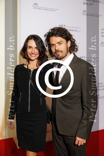 Amsterdam 10 april 2015    
Premiere Nationaal Ballet in de stopera. vrouw Daniel Boissevain met een kennis. Vanessa Henneman