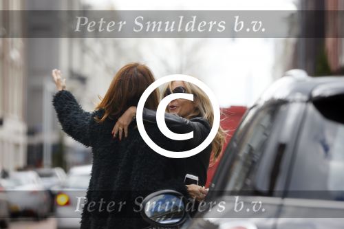 Amsterdam 28 april 2015
Wendy v Dijk en Leontine Borsato op de pc hooftstraat.