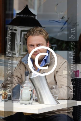 Amsterdam 13 april 2015  
Opnames video clip wesly Bronkhorst met oa Fabienne de Vries Esther Oosterbeek en Netty v d Veer
