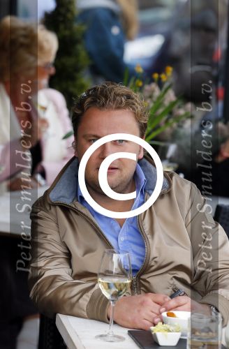 Amsterdam 13 april 2015  
Opnames video clip wesly Bronkhorst met oa Fabienne de Vries Esther Oosterbeek en Netty v d Veer