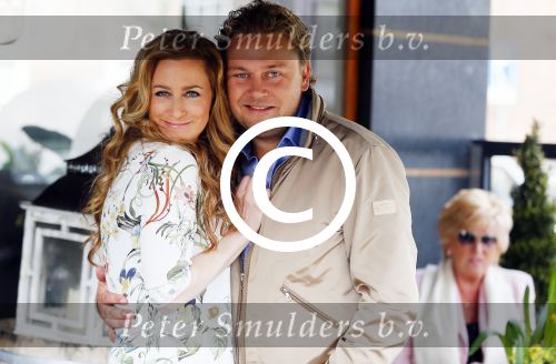 Amsterdam 13 april 2015  
Opnames video clip wesly Bronkhorst met oa Fabienne de Vries Esther Oosterbeek en Netty v d Veer