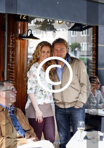 Amsterdam 13 april 2015  
Opnames video clip wesly Bronkhorst met oa Fabienne de Vries Esther Oosterbeek en Netty v d Veer