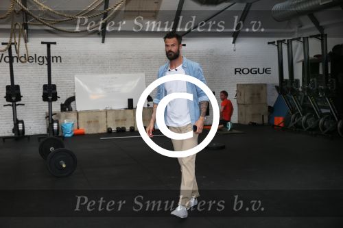 Amsterdam, 2 Mei 2016 Uitreiking boek in zijn sportschool van Arie Boomsma