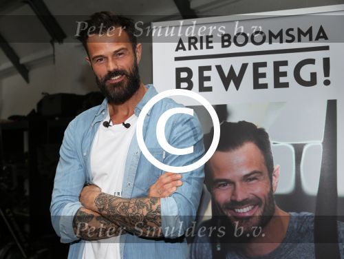 Amsterdam, 2 Mei 2016 Uitreiking boek in zijn sportschool van Arie Boomsma