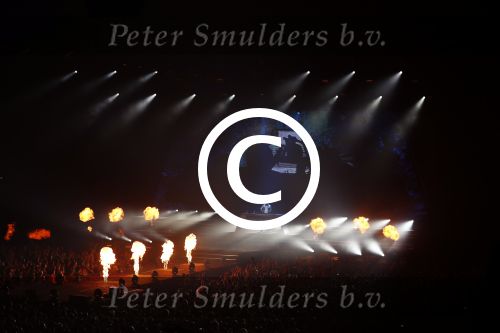 Amsterdam 6 mei 2016
Wereldpremiere van Armin v Buuren, Armin Only Embrace in het ziggo dome.
Armin kwam met zijn vrouw over de rode loper binnen.