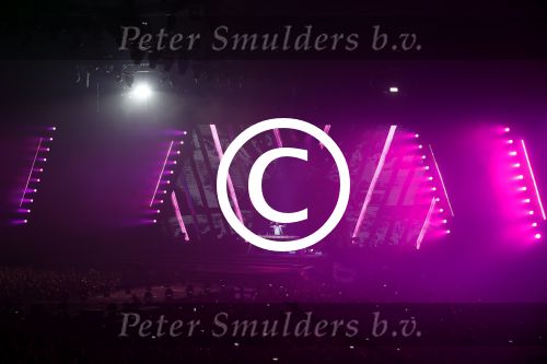 Amsterdam 6 mei 2016
Wereldpremiere van Armin v Buuren, Armin Only Embrace in het ziggo dome.
Armin kwam met zijn vrouw over de rode loper binnen.