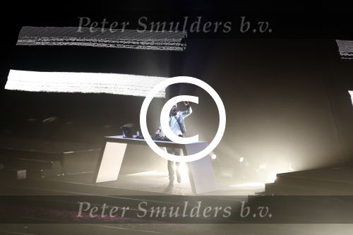 Amsterdam 6 mei 2016
Wereldpremiere van Armin v Buuren, Armin Only Embrace in het ziggo dome.
Armin kwam met zijn vrouw over de rode loper binnen.