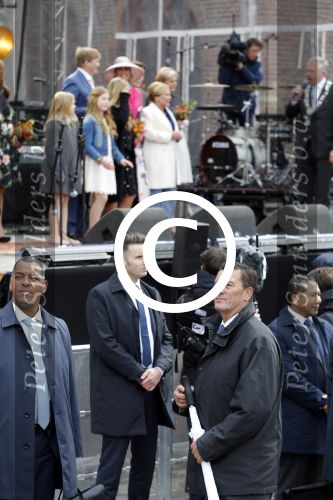 Zwolle 27 april 2016
Koningsdag in Zwolle met Koning Willem Alexander Koningin Maxima Prinses Amalia Ariane Alexia Prins Constantijn Prinses Laurentien Prins Maurits Prinses Marilene Prins Bernhard Prinses Annette Prins Pieter Christiaan Prinses Anita Prins Floris en Prinses Aimee. Bertus Holkema
