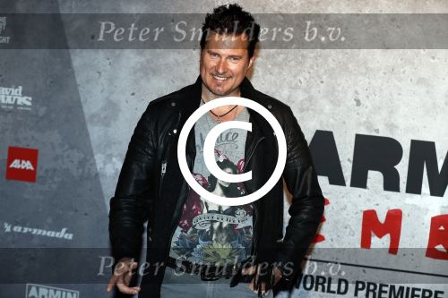 Amsterdam 6 mei 2016
Wereldpremiere van Armin v Buuren, Armin Only Embrace in het ziggo dome.
Armin kwam met zijn vrouw over de rode loper binnen. Christian Farlan in buddha to buddha