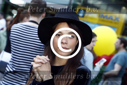 Amsterdam 7 mei 2016
Premiere Angry birds in pathe arena met oa de nederlandse stemmencast , Enzo Knol Ruben Nicolai Murth Mossel Eddy Zoe en Robin Martens. Jaxier Guzman met vriendin Cloe Leenheer