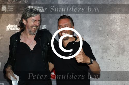 Amsterdam 6 mei 2016
Wereldpremiere van Armin v Buuren, Armin Only Embrace in het ziggo dome.
Armin kwam met zijn vrouw over de rode loper binnen. David Lewis met Ruud de Wild