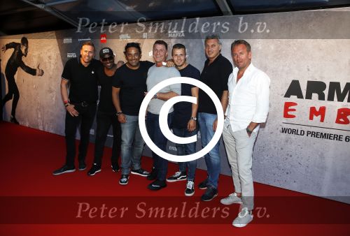 Amsterdam 6 mei 2016
Wereldpremiere van Armin v Buuren, Armin Only Embrace in het ziggo dome.
Armin kwam met zijn vrouw over de rode loper binnen. oa david Lewis Dennis Rugenbregt Bart v d Sluis en Edgar Meier