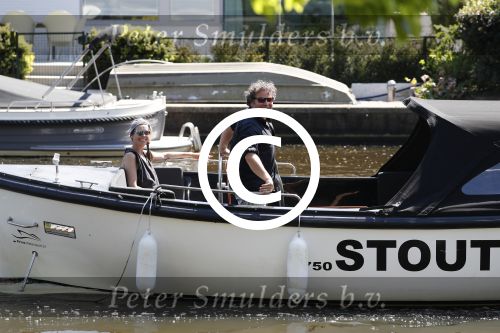 Amsterdam 9 mei 2016 
Dirk en Suus Zeelenberg eerst lunchen bij de harbour club en daarna varen door de grachten met hun boot/sloep