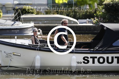Amsterdam 9 mei 2016 
Dirk en Suus Zeelenberg eerst lunchen bij de harbour club en daarna varen door de grachten met hun boot/sloep