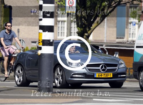 Amsterdam 13 mei 2016
Evert Santegoeds met partner Robert Halewijn in Mercedes cabrio.