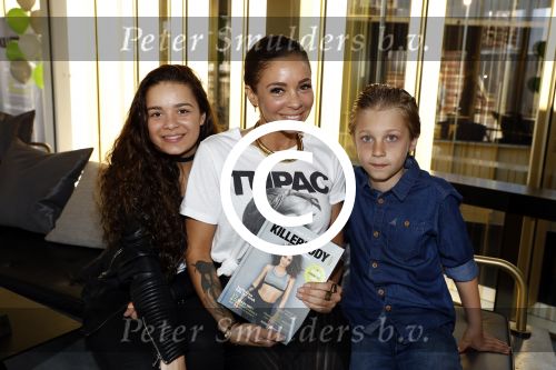 Amsterdam 21 april 2016 
Boek presentatie Fajah Lourens in het W hotel.  Fajah met haar kinderen