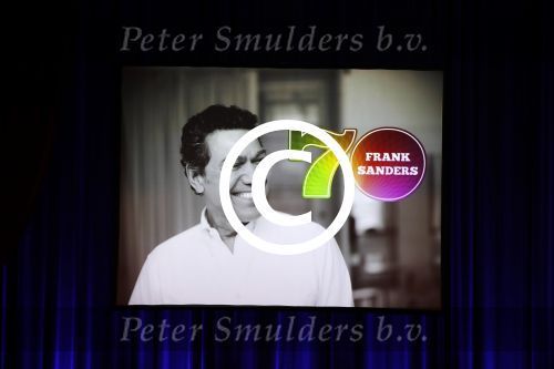 Amsterdam 17 mei 2016 
Surprise feestje voor Frank Sanders voor zijn 70e verjaardag in de kleine komedie.