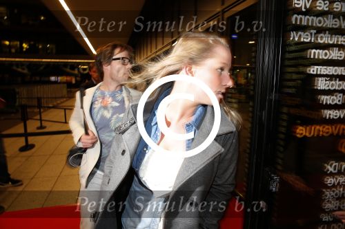 Amsterdam 6 mei 2016
Wereldpremiere van Armin v Buuren, Armin Only Embrace in het ziggo dome.
Armin kwam met zijn vrouw over de rode loper binnen. Giel Beelen met (een) vriendin