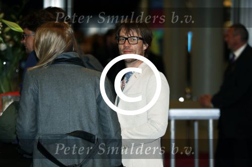 Amsterdam 6 mei 2016
Wereldpremiere van Armin v Buuren, Armin Only Embrace in het ziggo dome.
Armin kwam met zijn vrouw over de rode loper binnen. Giel Beelen met (een) vriendin