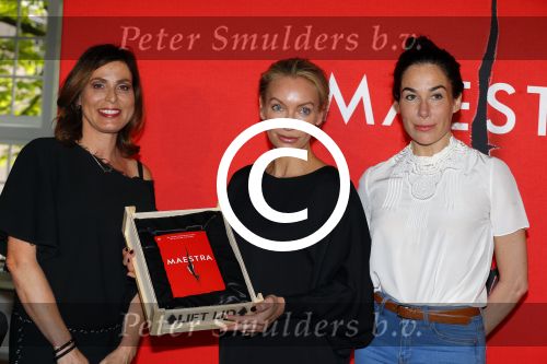 Amsterdam 22 april 2016 
Boekpresentatie Maestra met  Heleen van Royen, schrijfster Lisa Hilton en Halina Reijn.