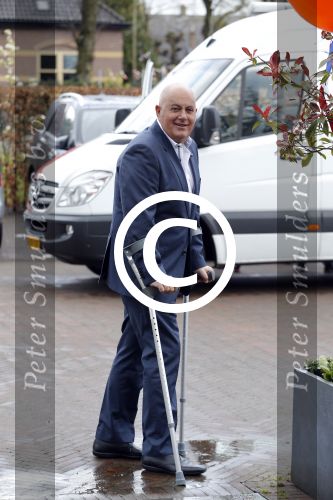 Blaricum 26 april 2016
Natasja Froger krijgt lintje voor al haar verdiensten voor onze samenleving. Haar man Rene  familie vader  moeder en vriendinnen zijn er natuurlijk bij. Jack v Gelder op krukken