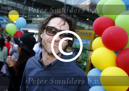 Amsterdam 7 mei 2016
Premiere Angry birds in pathe arena met oa de nederlandse stemmencast , Enzo Knol Ruben Nicolai Murth Mossel Eddy Zoe en Robin Martens. Jaxier Guzman met vriendin Cloe Leenheer