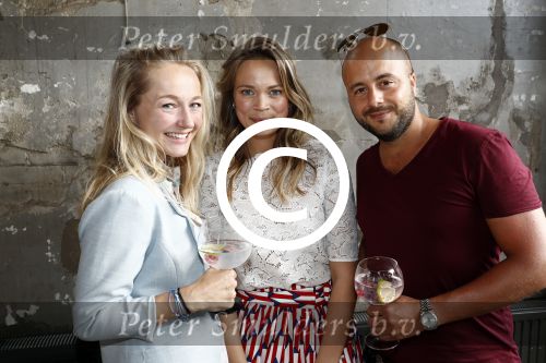 Amsterdam 9 mei 2016 
Presentatie boek Jet van Nieuwkerk bij de westergasfabriek.
Jet met carolien Spoor en John Karthaus