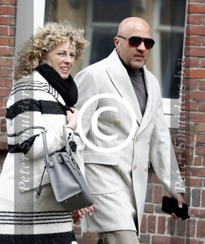 Amsterdam 16 april 2016 
John v d Heuvel met zijn vrouw in Amsterdam zuid.
