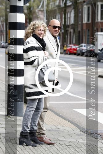 Amsterdam 16 april 2016 
John v d Heuvel met zijn vrouw in Amsterdam zuid.