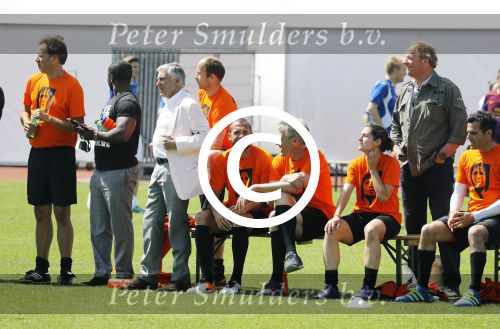 Amsterdam 13 mei 2016
Sportdag van de Johan Cruijff foundation in het olymoisch stadion met oa Johnny Heitinga Dennis Bergkamp Peter Heerschop Vigo Waas Sjaak Swart Kenneth Perez Evelyne de Bruin en Raoul Heertje.
