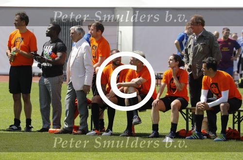 Amsterdam 13 mei 2016
Sportdag van de Johan Cruijff foundation in het olymoisch stadion met oa Johnny Heitinga Dennis Bergkamp Peter Heerschop Vigo Waas Sjaak Swart Kenneth Perez Evelyne de Bruin en Raoul Heertje.