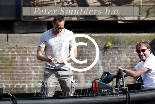 Amsterdam 7 mei 2016 
Rob Witschge en zijn vrouw Barbara aan het varen met Johnny en Danielle van t schip en hun dochter.