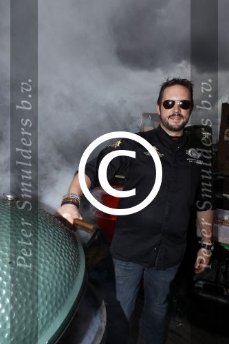 Amsterdam 18 april 2016 
Presentatie Linda man met Waldemar Torenstra op de cover. De presentatie is op het dakterras van de Bijenkorf. Wereldkampioen BBQ Jord Althuizen