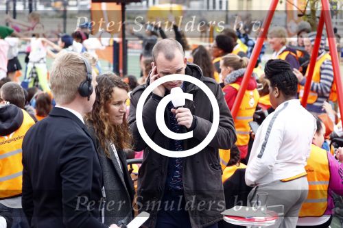 Amsterdam 22 april 2016
Koning Willem Alexander en Koningin Maxima bij de opening van de koningsspelen in Amsterdam.
Richard Krajicek vangt ze op en Johnny de Mol doet de presentatie. Joris Marseille