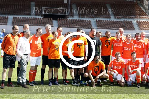 Amsterdam 13 mei 2016
Sportdag van de Johan Cruijff foundation in het olymoisch stadion met oa Johnny Heitinga Dennis Bergkamp Peter Heerschop Vigo Waas Sjaak Swart Kenneth Perez Evelyne de Bruin en Raoul Heertje.