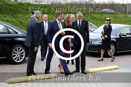 Amsterdam 22 april 2016
Koning Willem Alexander en Koningin Maxima bij de opening van de koningsspelen in Amsterdam.
Richard Krajicek vangt ze op en Johnny de Mol doet de presentatie.