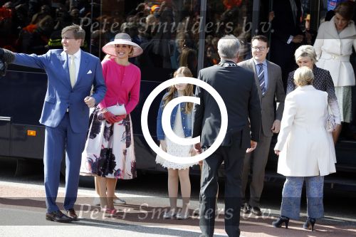 Zwolle 27 april 2016
Koningsdag in Zwolle met Koning Willem Alexander Koningin Maxima Prinses Amalia Ariane Alexia Prins Constantijn Prinses Laurentien Prins Maurits Prinses Marilene Prins Bernhard Prinses Annette Prins Pieter Christiaan Prinses Anita Prins Floris en Prinses Aimee.