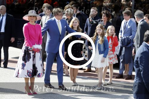 Zwolle 27 april 2016
Koningsdag in Zwolle met Koning Willem Alexander Koningin Maxima Prinses Amalia Ariane Alexia Prins Constantijn Prinses Laurentien Prins Maurits Prinses Marilene Prins Bernhard Prinses Annette Prins Pieter Christiaan Prinses Anita Prins Floris en Prinses Aimee.