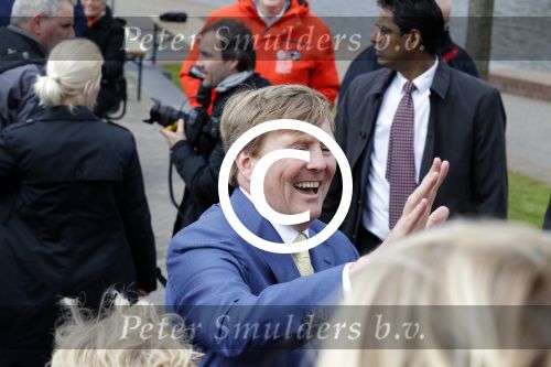 Zwolle 27 april 2016
Koningsdag in Zwolle met Koning Willem Alexander Koningin Maxima Prinses Amalia Ariane Alexia Prins Constantijn Prinses Laurentien Prins Maurits Prinses Marilene Prins Bernhard Prinses Annette Prins Pieter Christiaan Prinses Anita Prins Floris en Prinses Aimee.